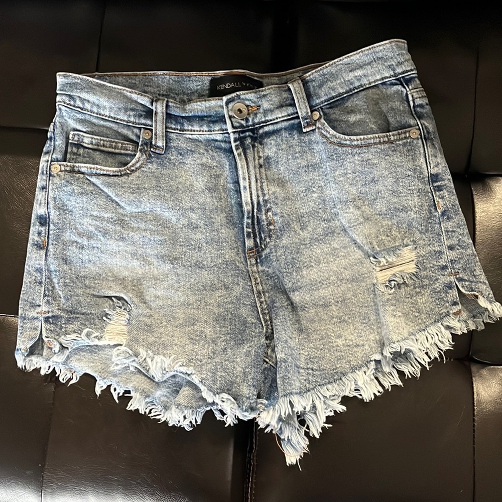 Kendall & Kylie a Jean Shorts